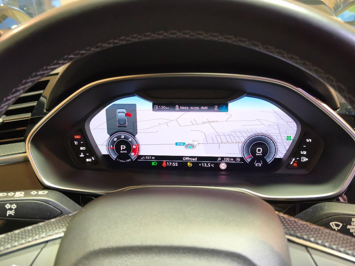 AUDI Q3 Sportback SPB 40 TDI Identity Black S-line