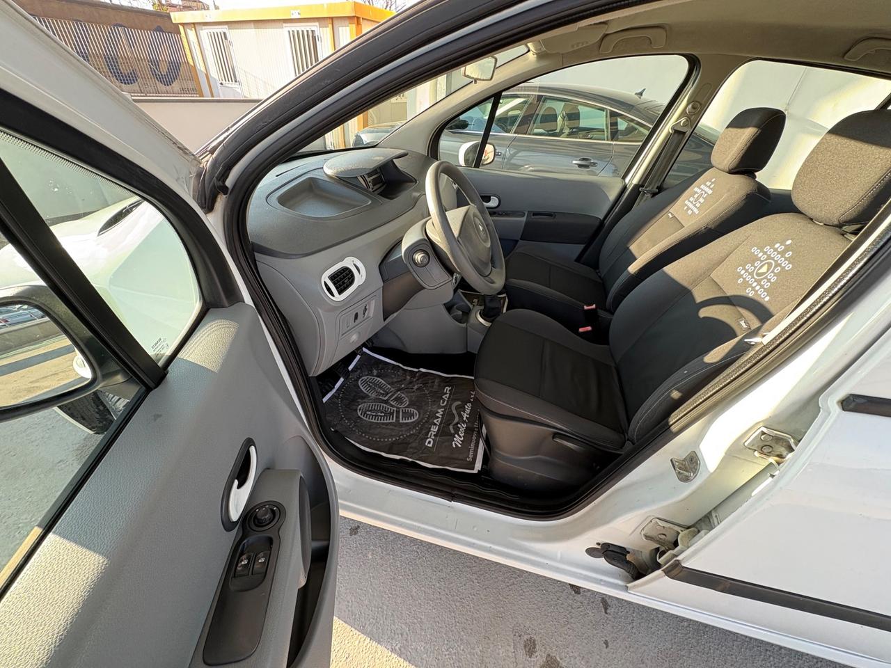 Renault Modus 1.5 dCi 75CV Wave