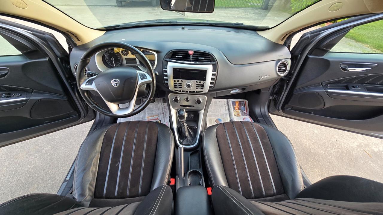 LANCIA DELTA TENUTA MOLTO BENE