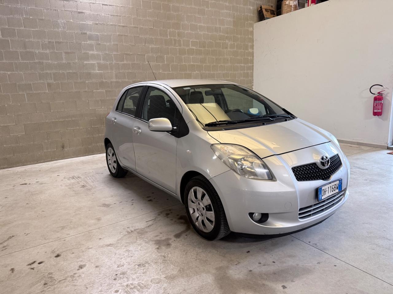 Toyota Yaris 1.3 5 porte