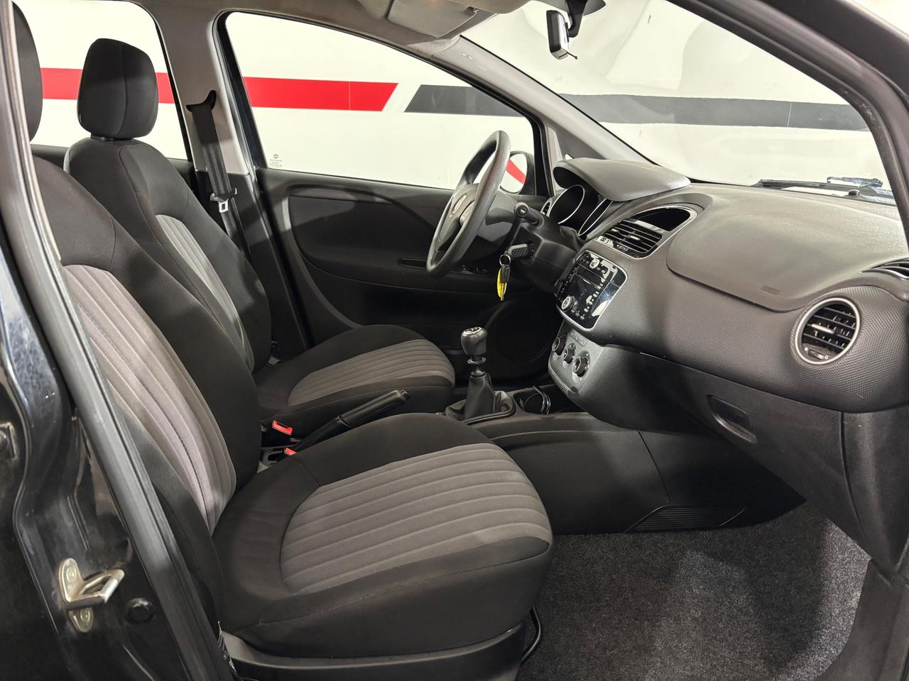 Fiat Punto 1.2 8V 5 porte Street*NEOPATENTATI*