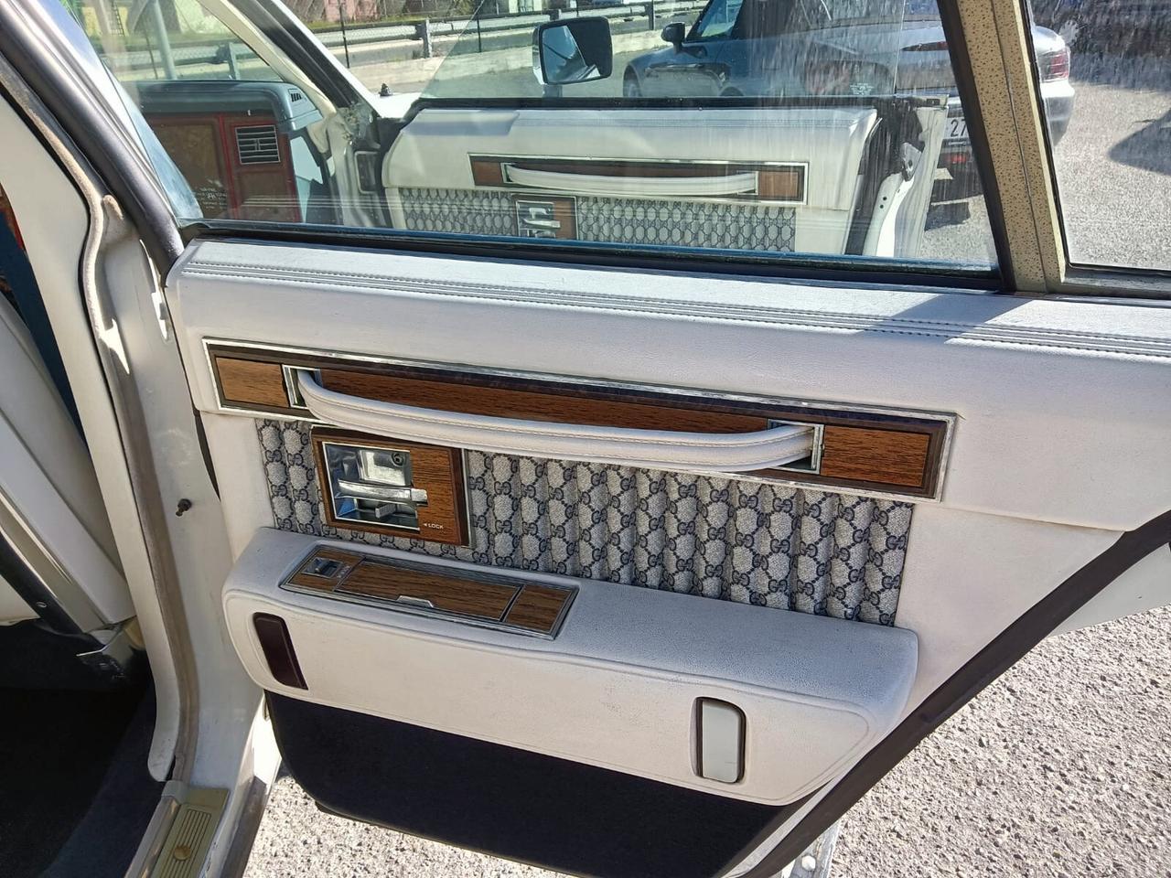 Cadillac Seville GUCCI