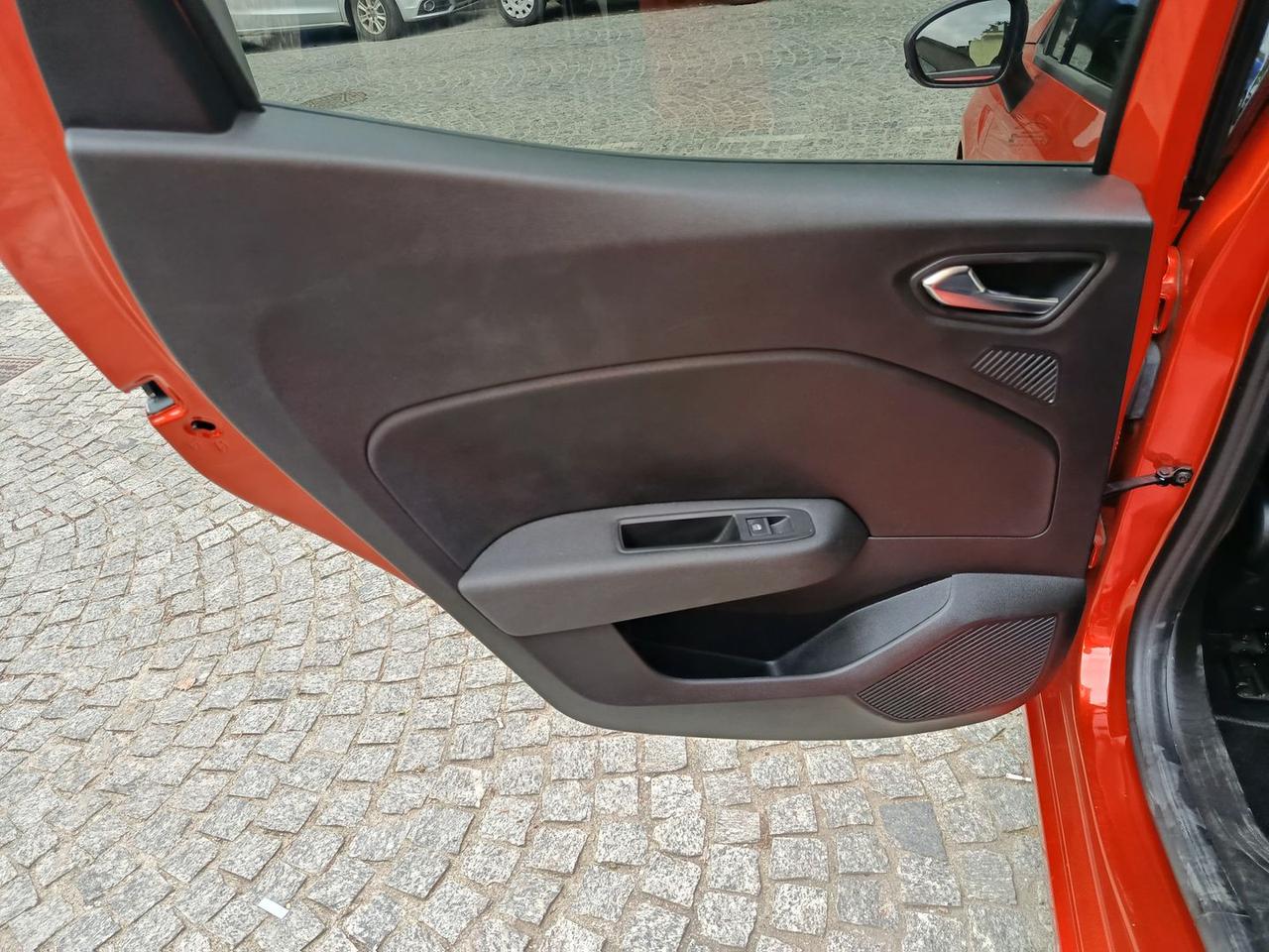 Renault Clio Techno 1.0 ECO-G 100 #10371