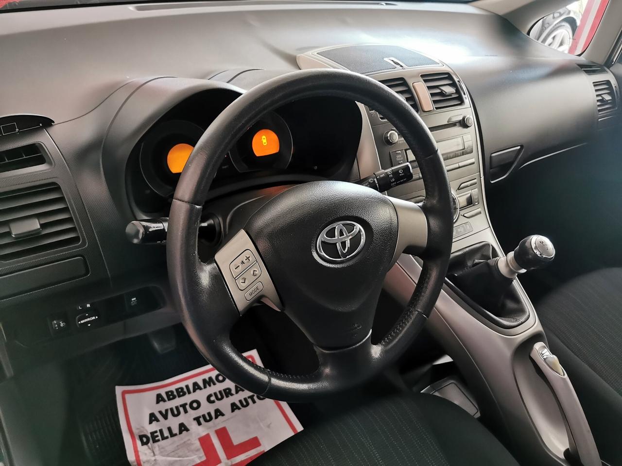 Toyota Auris 1.4 D-4D 5 porte Sol
