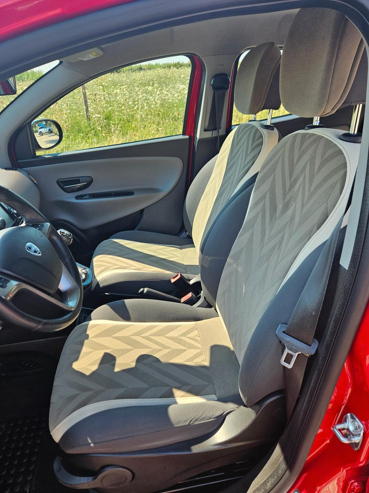 Lancia Ypsilon 1.3 MJT 16V 95 CV 5 porte S&S Gold