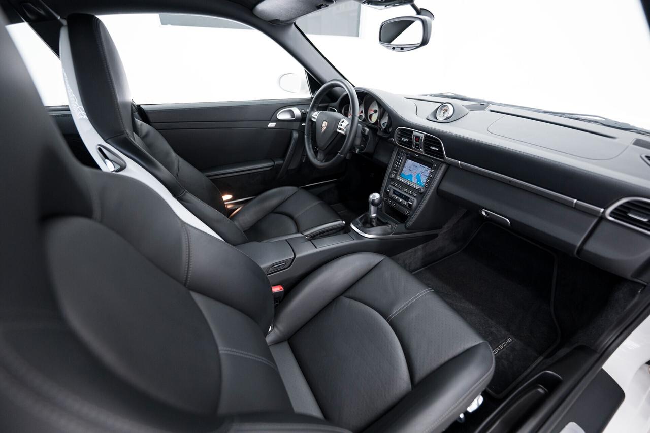 Porsche 911 Turbo Coupé MANUALE