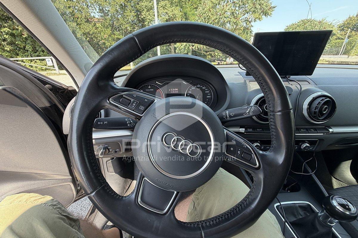 AUDI A3 1.6 TDI clean diesel Ambition