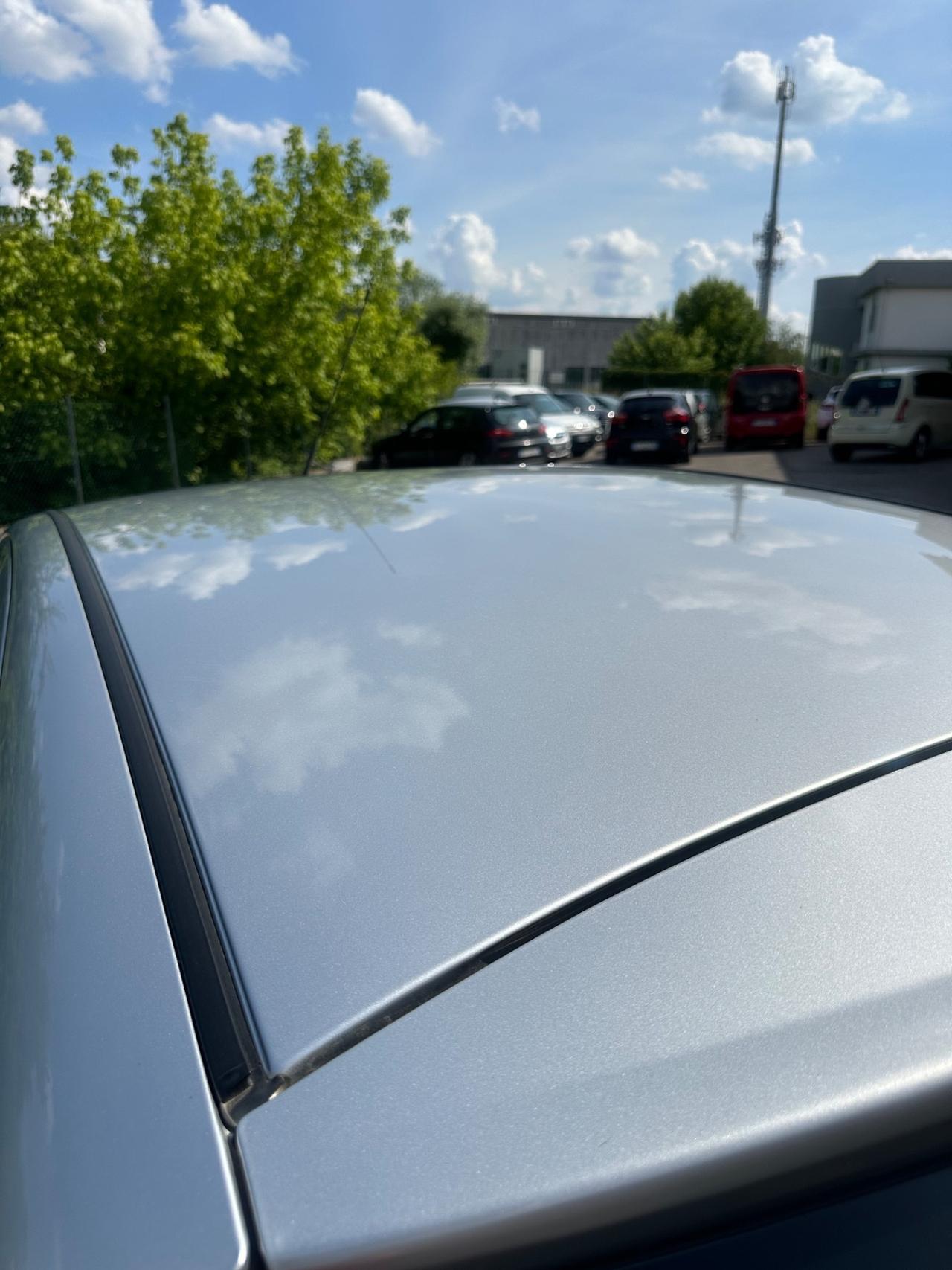 Ford Focus 1.8 TDCi (100CV) cat 5p. Zetec 93000km