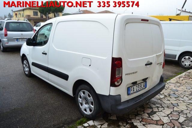 PEUGEOT Partner BlueHDi 100CV FURGONE 3 POSTI NON C'E' IVA DA AGG.