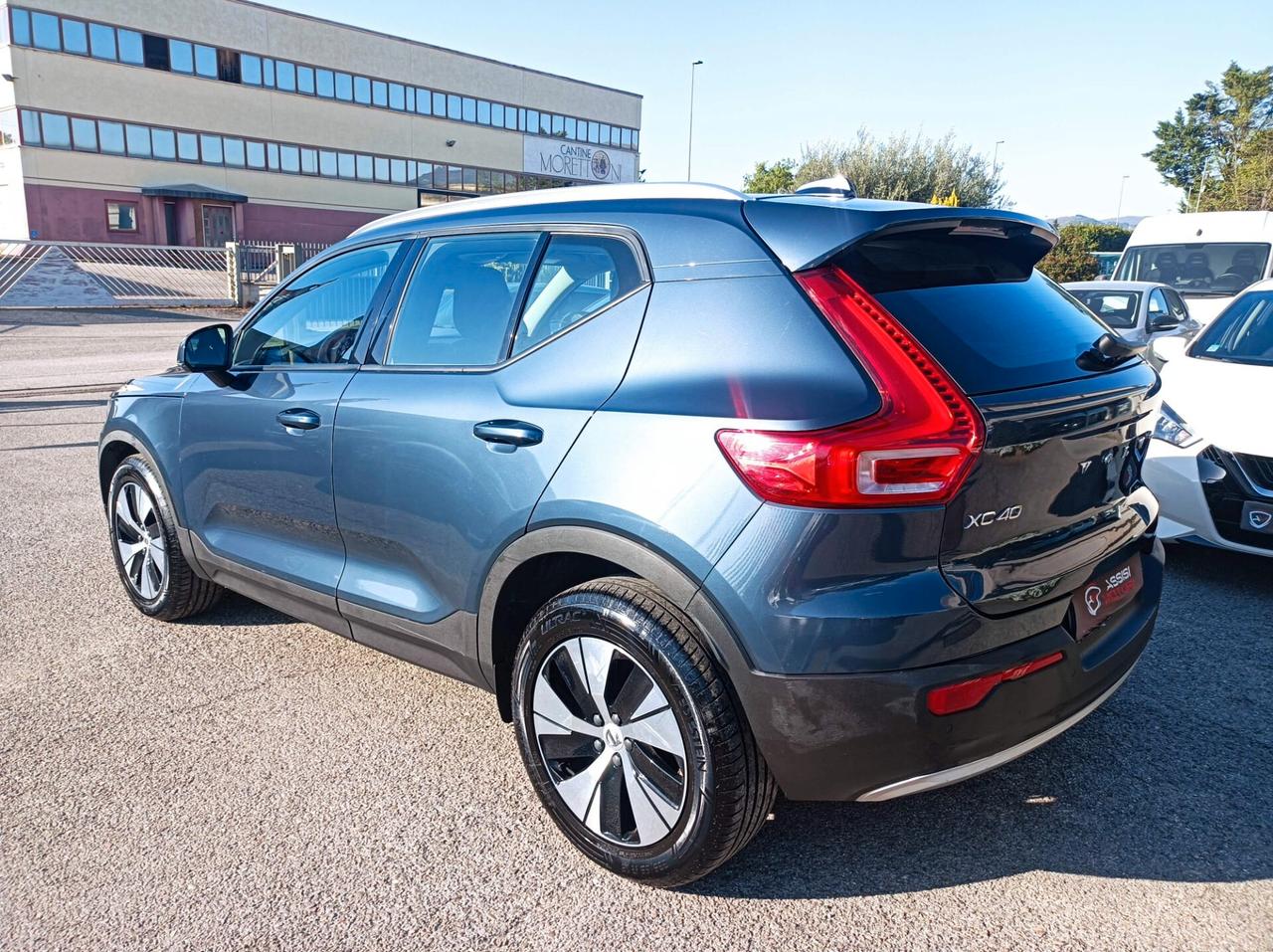 Volvo XC40 T2 Geartronic Momentum Pro