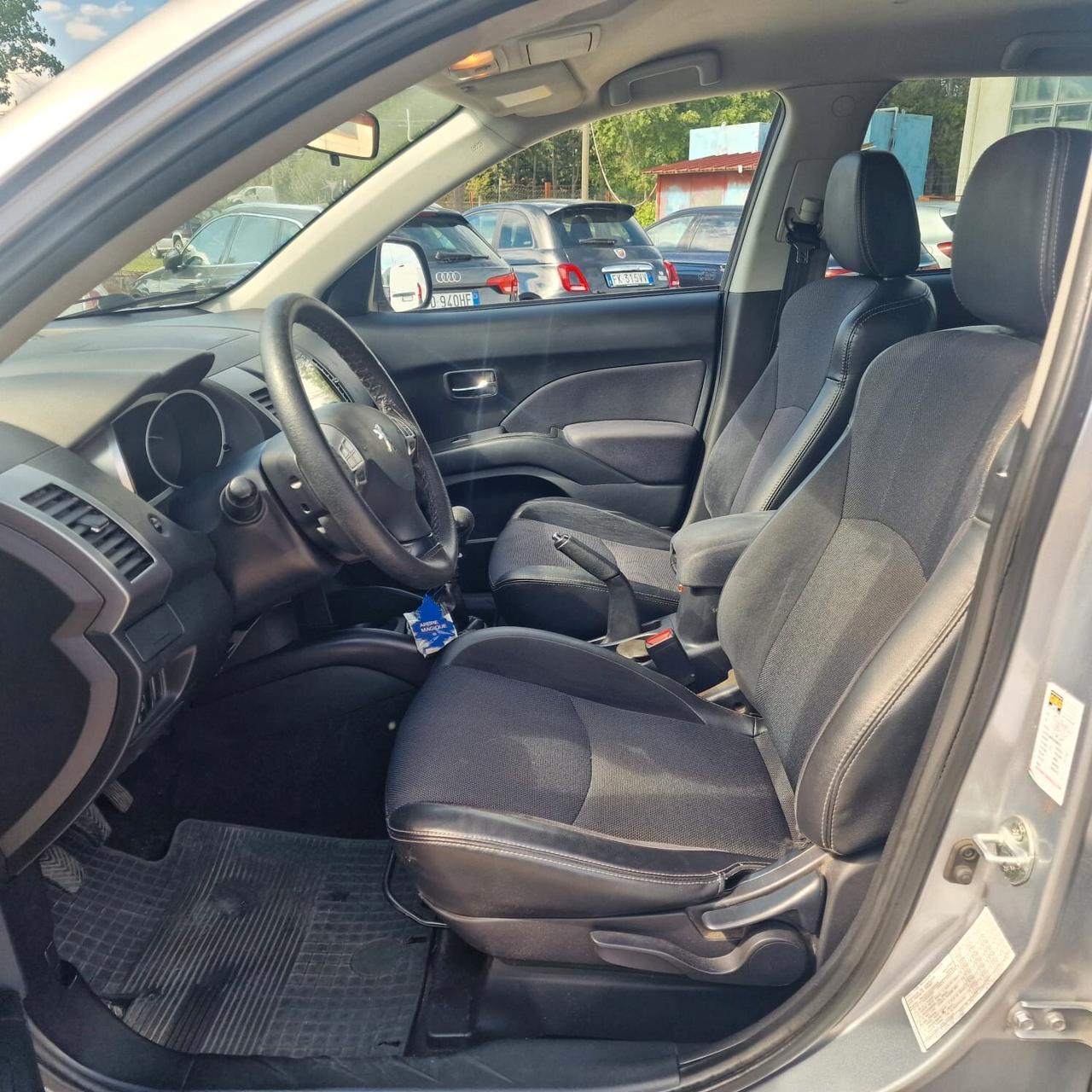 Peugeot 4007 2.2 HDi 156CV Féline 4x4 con ridotte