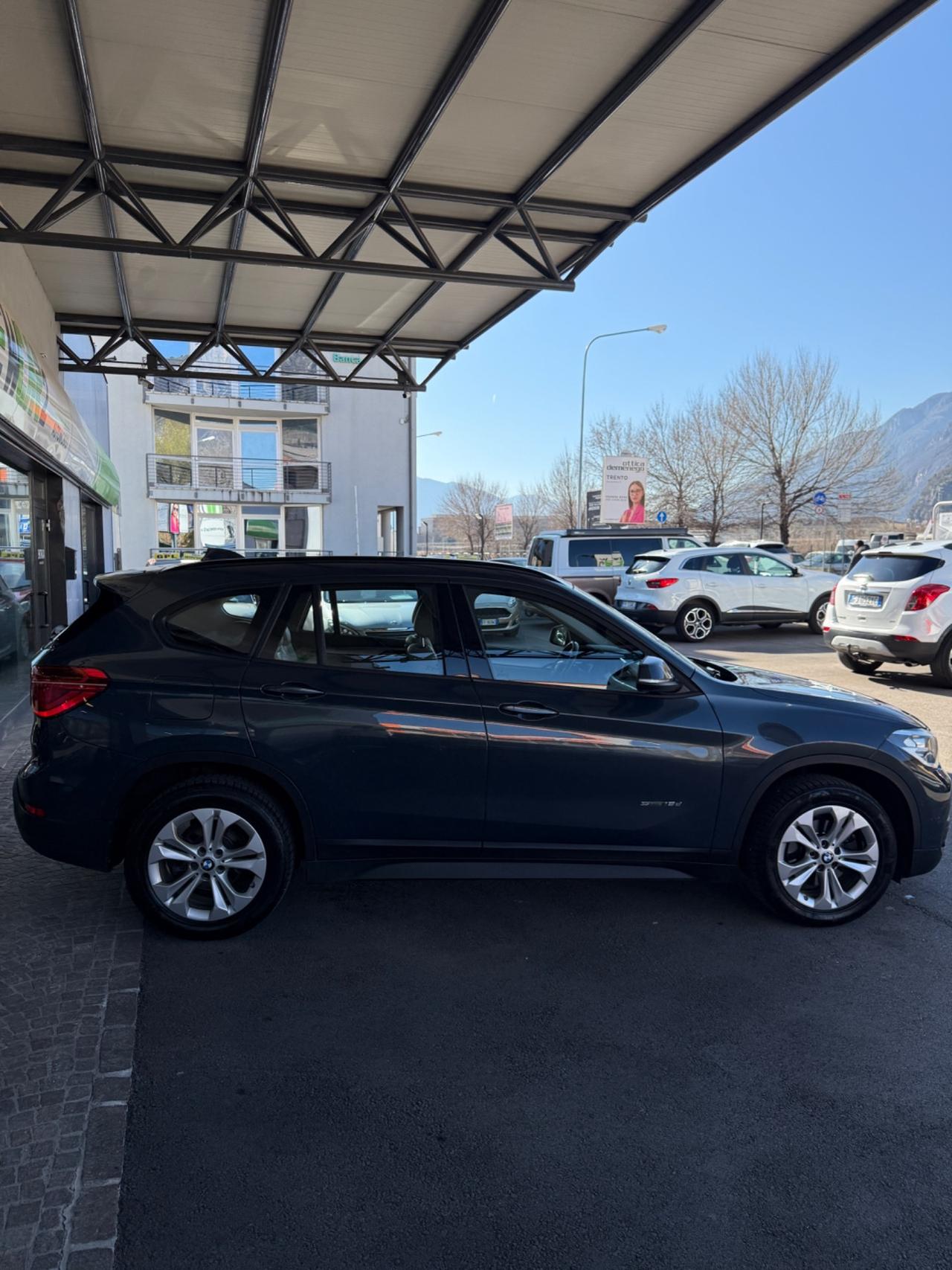 BMW X1 sDrive 18d 150cv ADVANTAGE