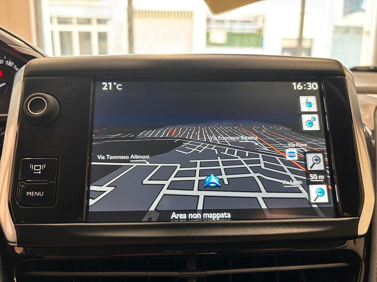 Peugeot 2008 1.6 HDI * FULL OPTIONAL *