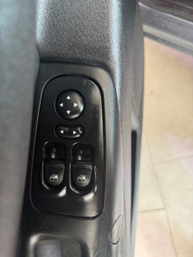 LANCIA Ypsilon 1.2 Versus