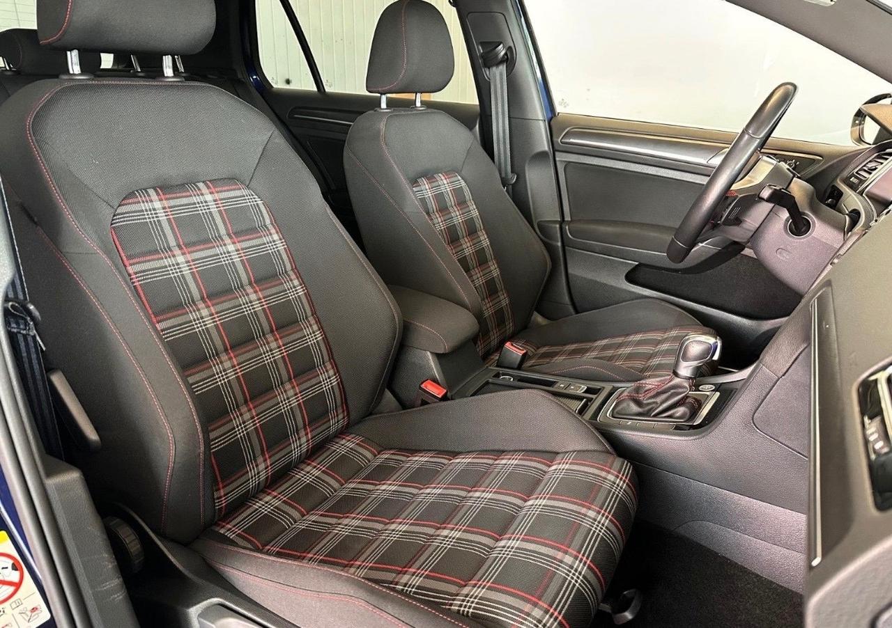 Volkswagen Golf GTI 2.0TSI DSG 5p. 245cv Tetto