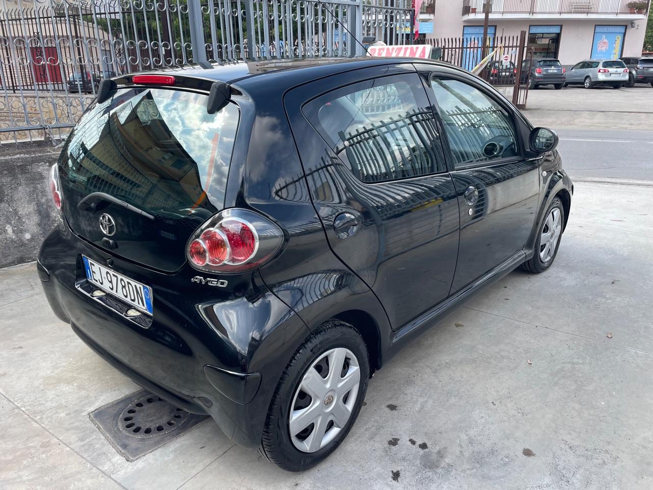 Toyota Aygo 1.0 12V VVT-i 5 porte Sol Connect