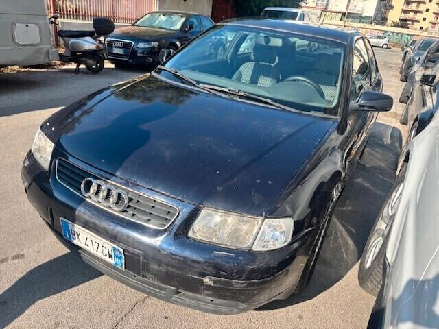 Audi A3 Anche permuta o scambi0