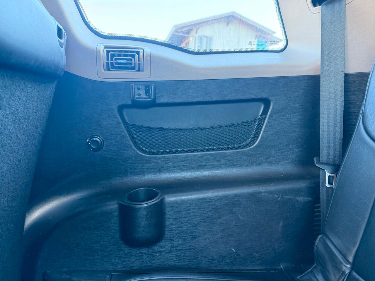 Mahindra XUV500 2.2 16V FWD W8