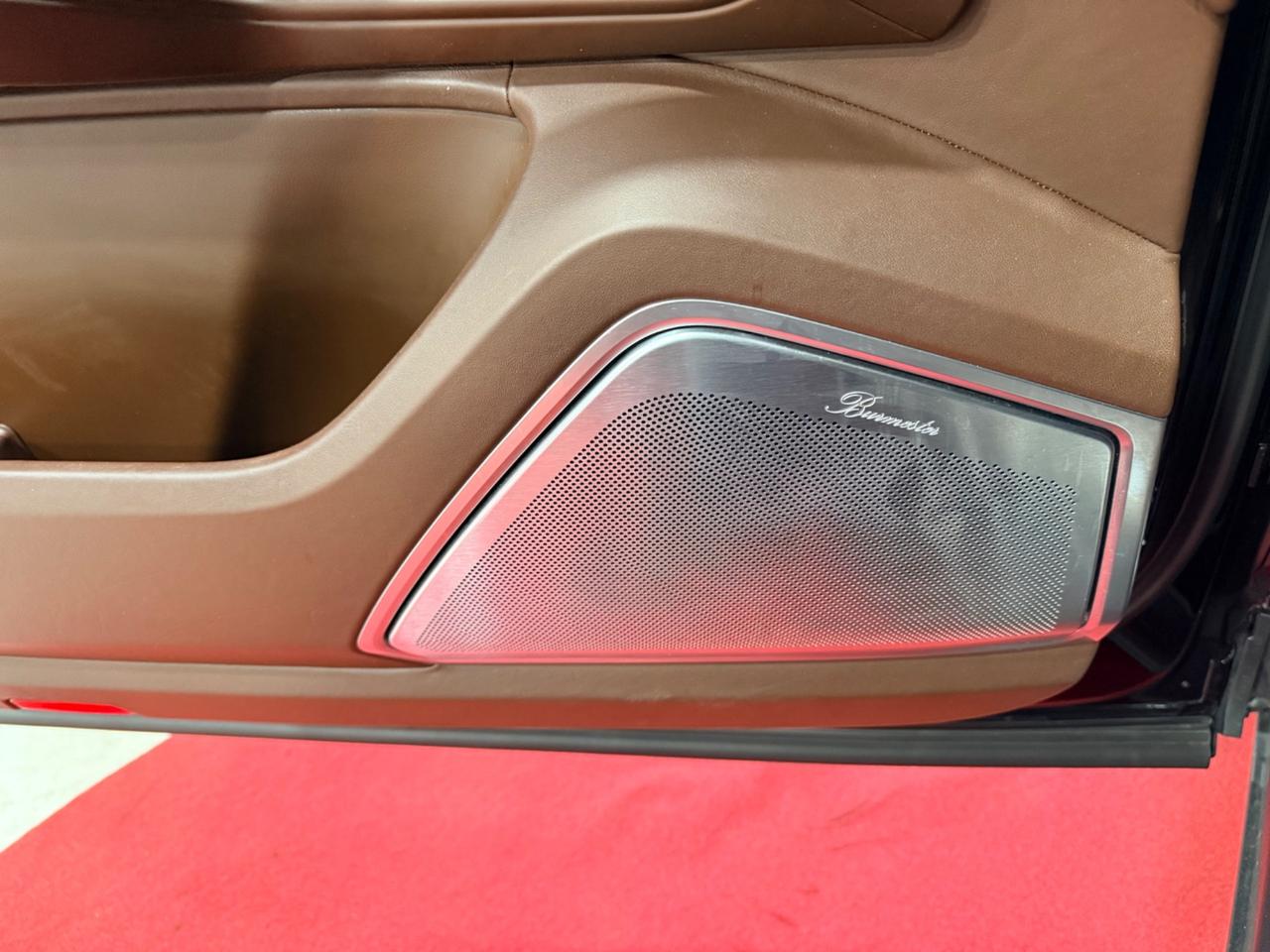Porsche Cayenne 3.0 V6 1 PROPRIETARIO "BURMESTER"