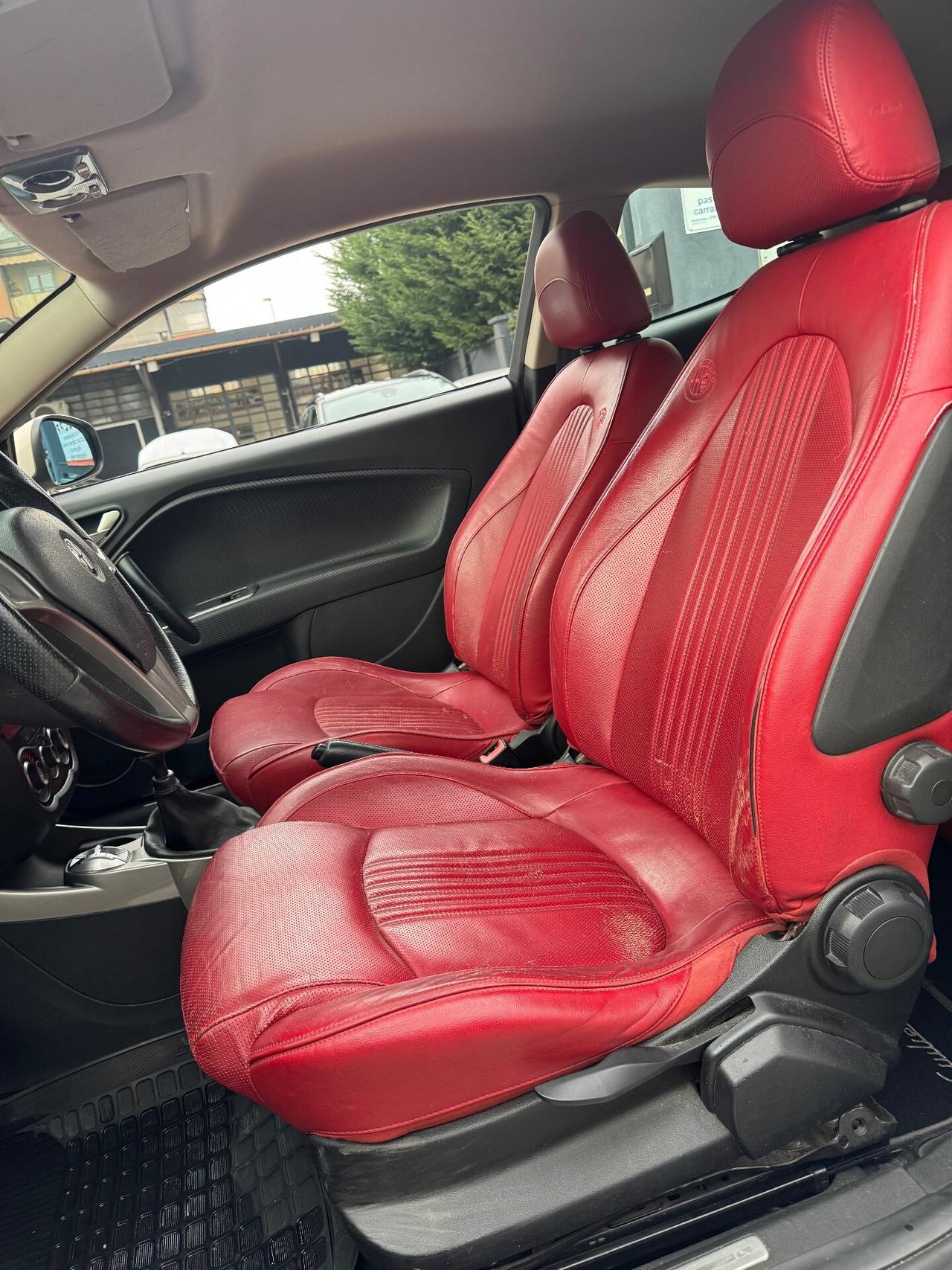 Alfa Romeo MiTo 1.4 155 cv GPL Distinctive Sport