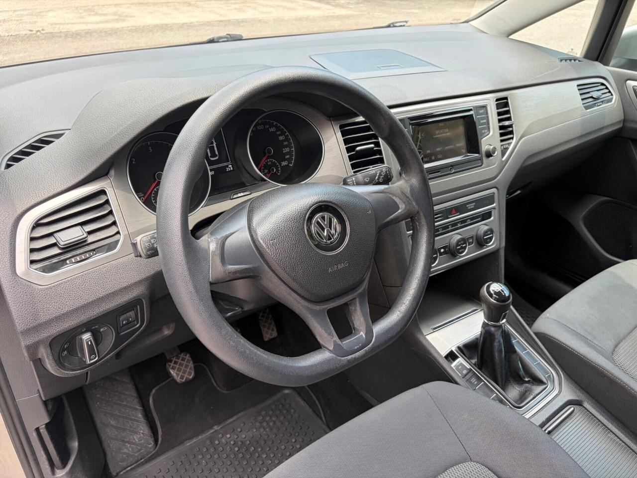 VOLKSWAGEN GOLF SPORTSVAN 1.6 TDI COMFORTLINE
