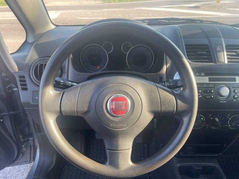 FIAT Sedici 1.6 16V 4x4 Dynamic