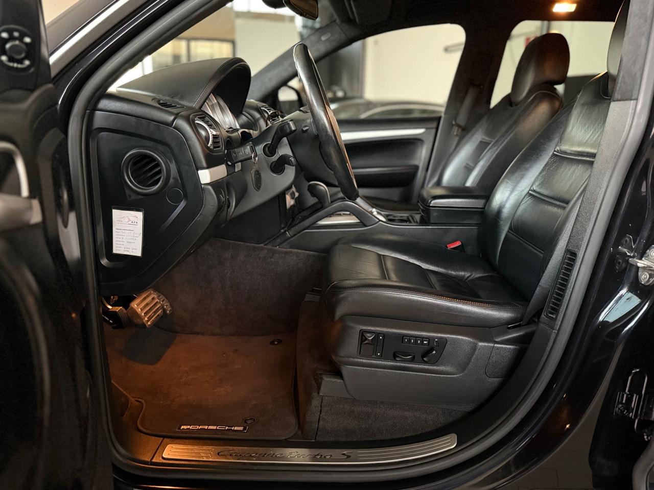 Porsche Cayenne Turbo s