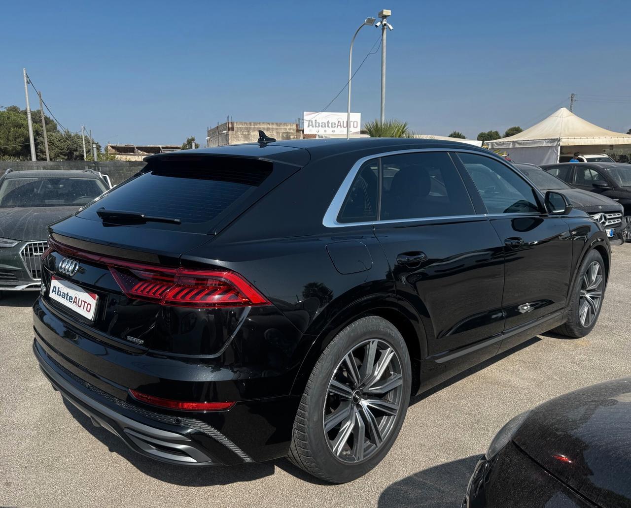 Audi Q8 45 TDI quattro tiptronic