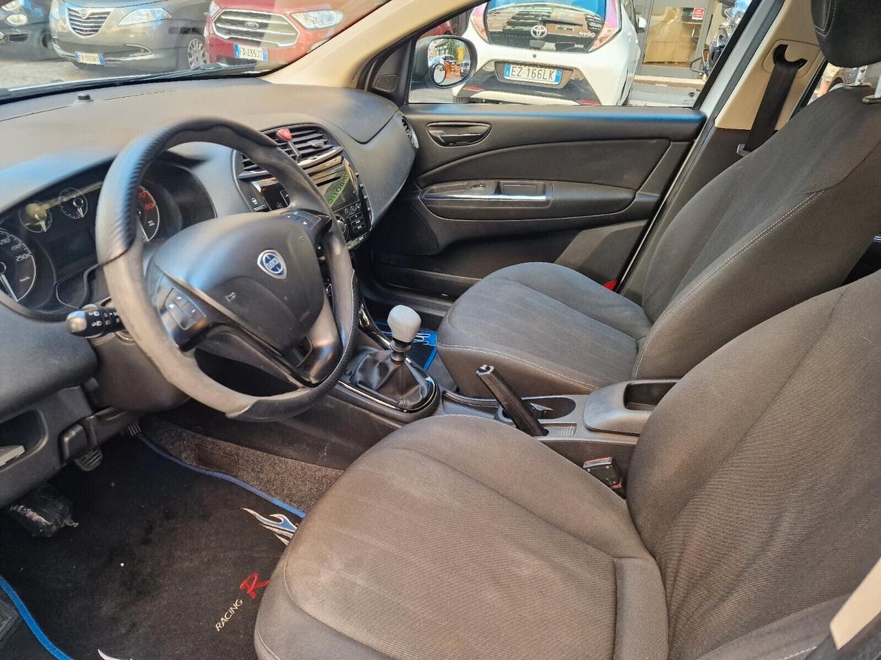 Lancia Delta 1.4 T-Jet 120 CV Silver Ecochic GPL