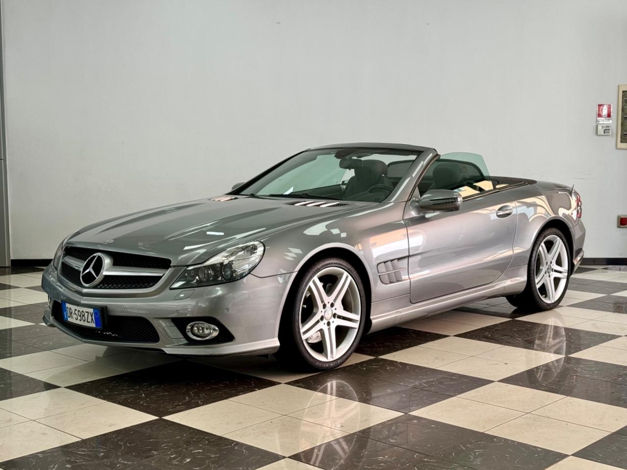 Mercedes-benz SL 300 SPORT AUTO CERCHI 19" COMAND