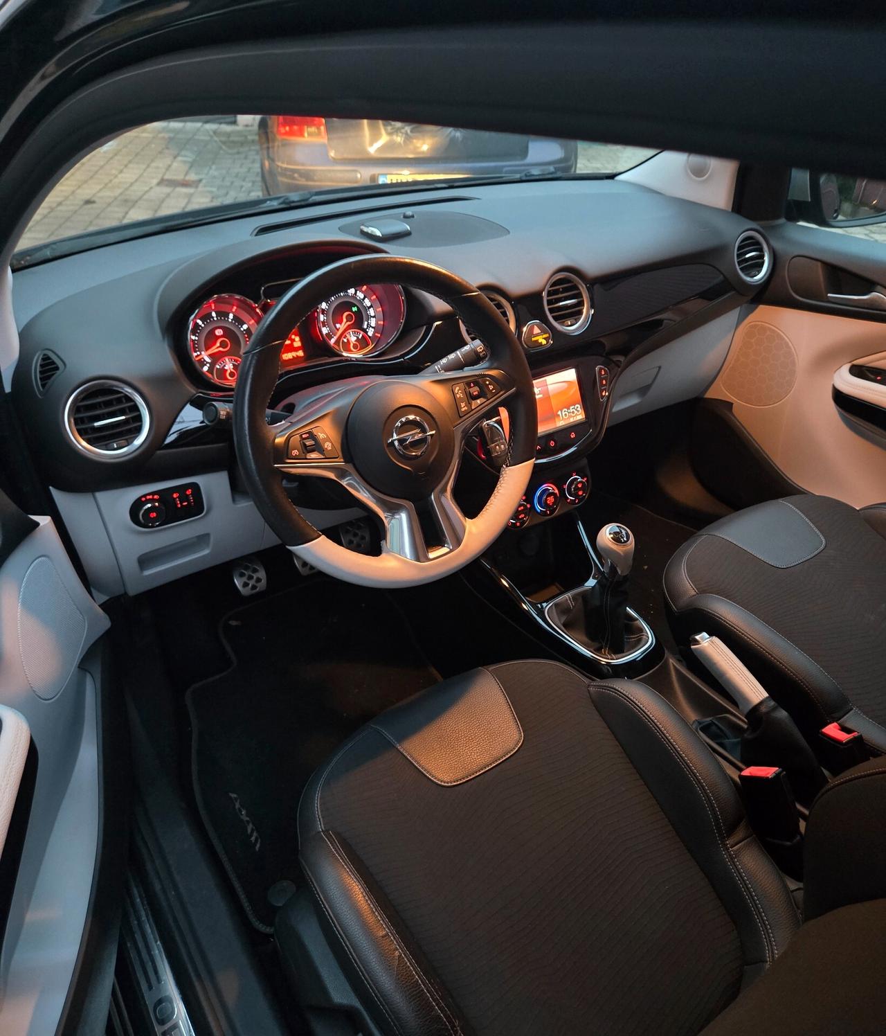 Opel Adam 1.4 100 CV White/Black Link