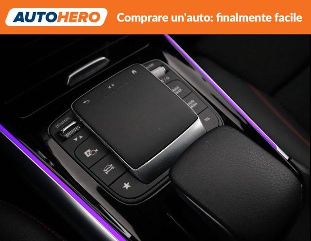 MERCEDES-BENZ GLA 180 d Automatic Premium