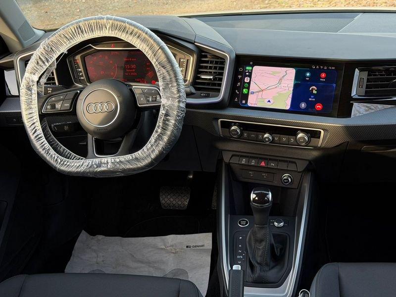 Audi A1 A1 Sportback 30 116cv s-tronic SLINE led multicolor grigio perlato