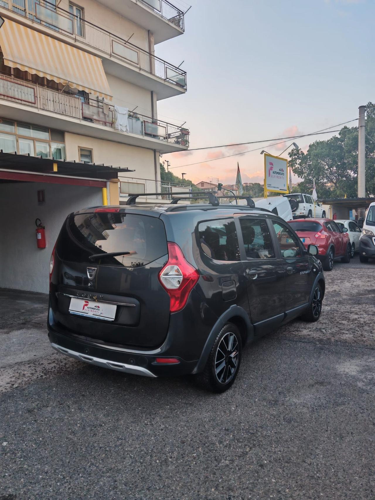 Dacia Lodgy 1.5 dCi 8V 110CV Start&Stop 7 posti Serie Speciale Wow