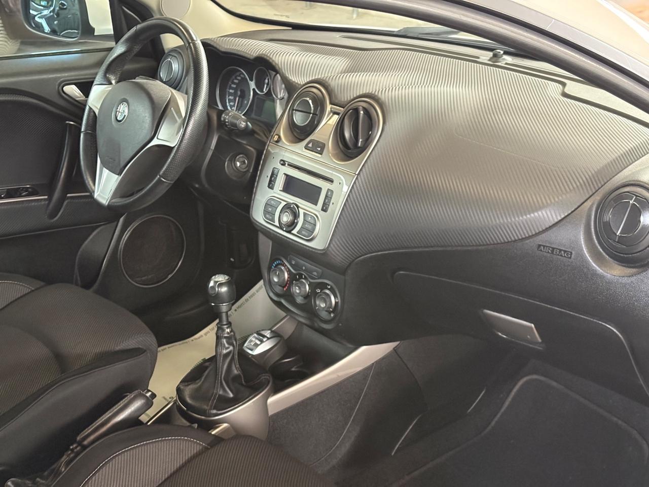 Alfa Romeo MiTo 1.4 105 CV M.air S&S Distinctive Sport Pack