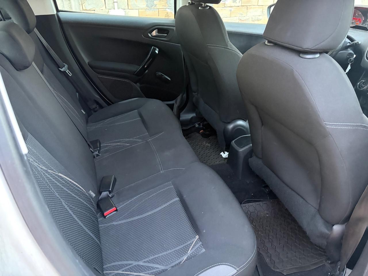 Peugeot 208 1.2 PURETECH INCIDENTATA MARCIANTE