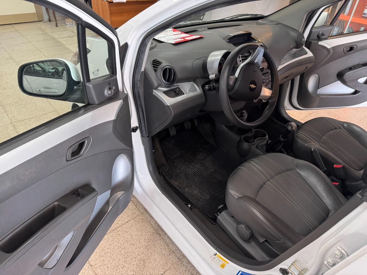 Chevrolet Spark 1.0 cc. 68CV 5 Porte OK NEOPATENTATI