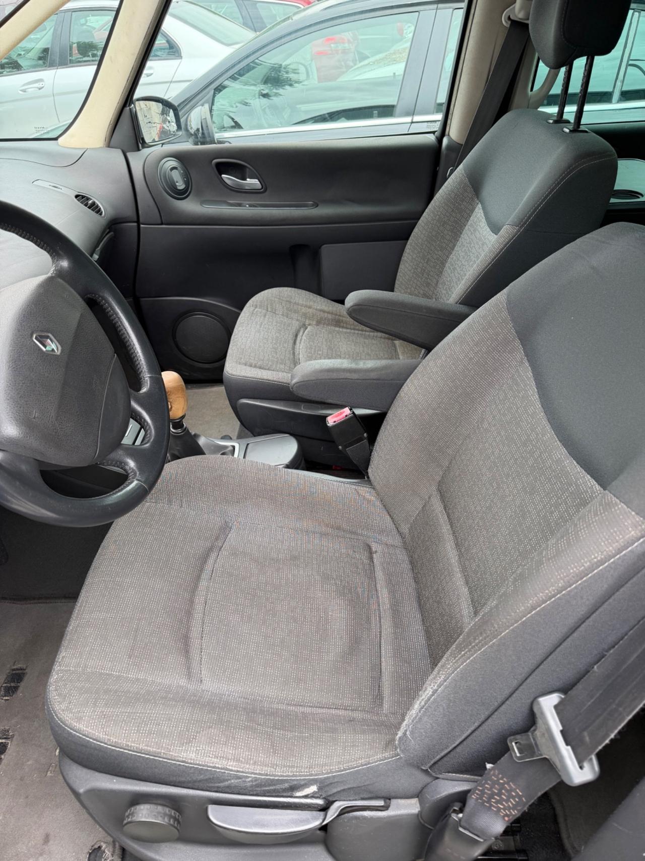 Renault Espace 2.0 dCi 150CV Initiale 7 posti