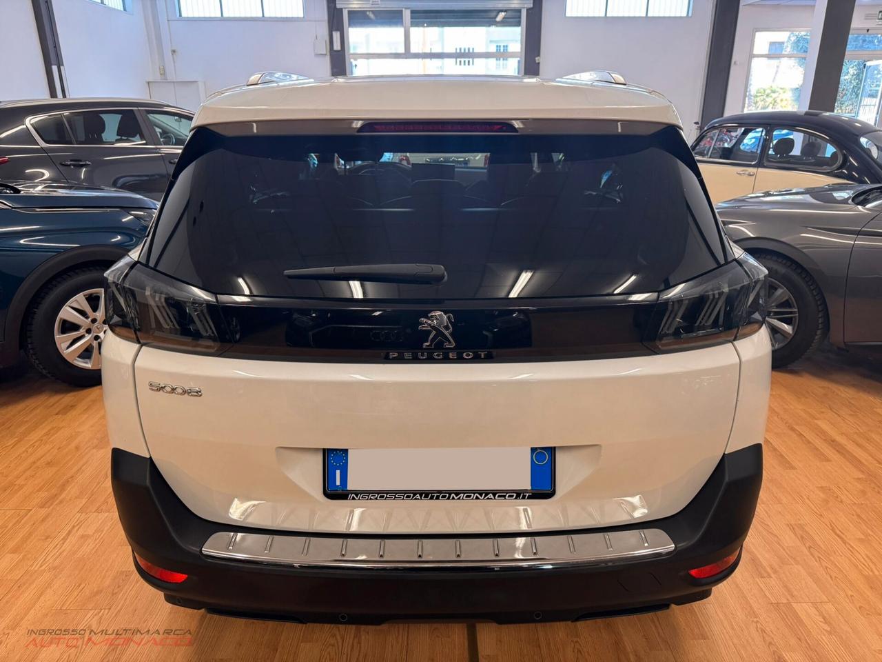 Peugeot 5008 BlueHDi 130cv EAT8 Allure 2022