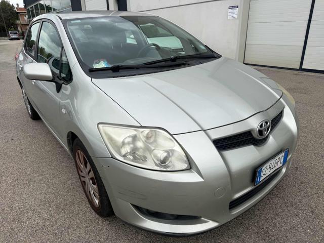 TOYOTA Auris 1.4 D-4D 5p Sol senza nessun lavoro da fare