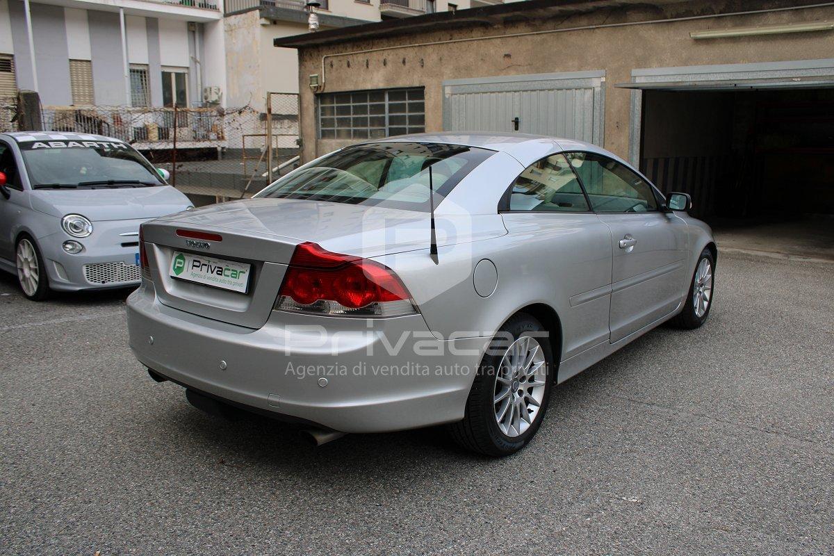 VOLVO C70 2.5 turbo 20V T5 Momentum
