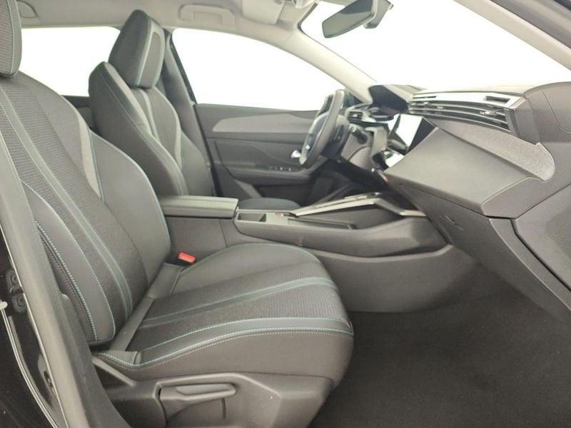 Peugeot 408 Hybrid 145 e-DCS6 Allure