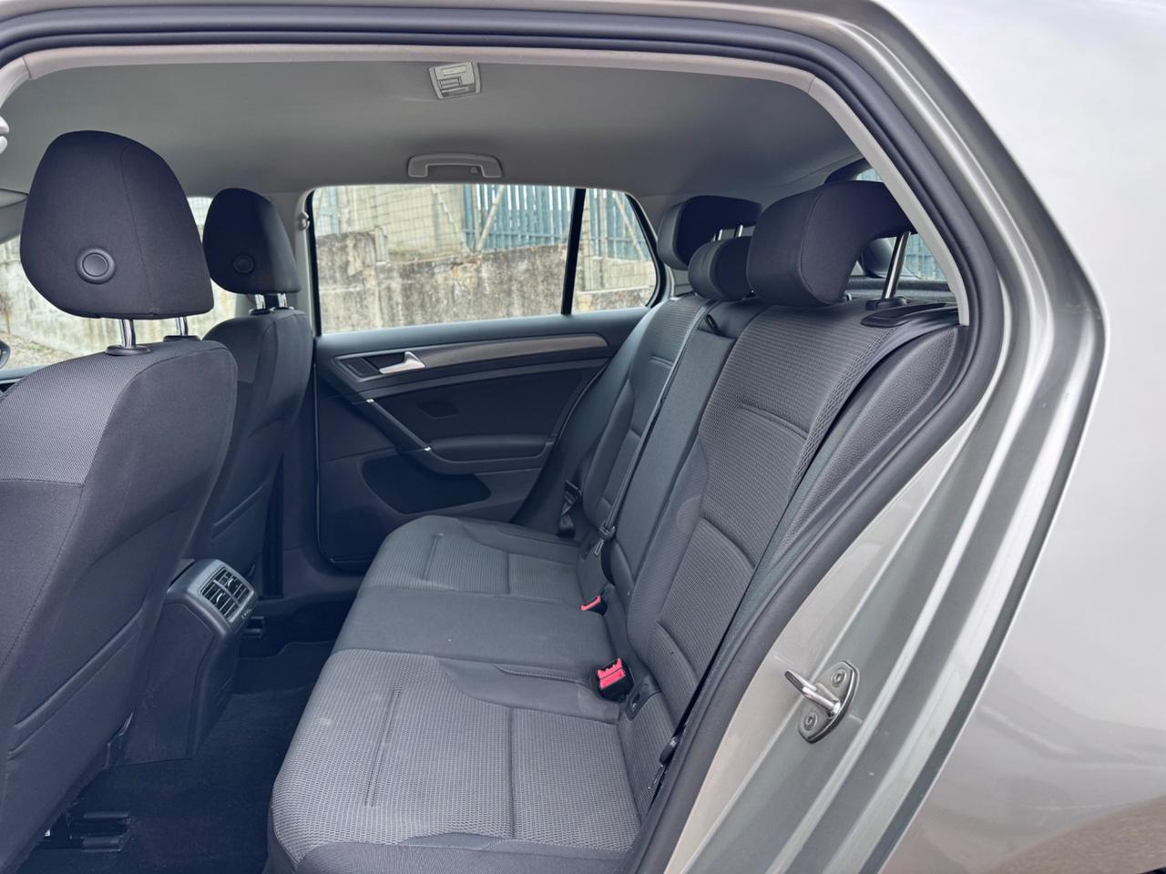 Volkswagen Golf 1.6 TDI 115 CV 5p. Business BlueMotion Technology