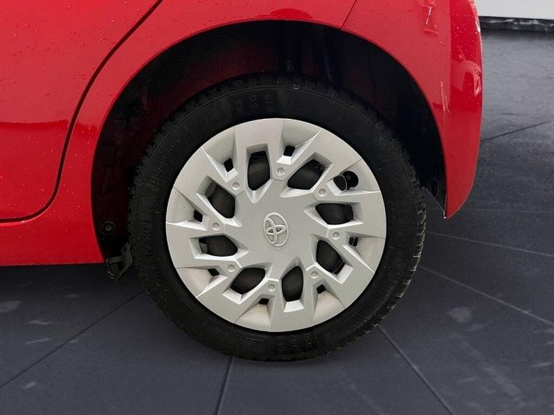 Toyota Aygo 2ª serie Connect 1.0 VVT-i 72 CV 5 porte x-play