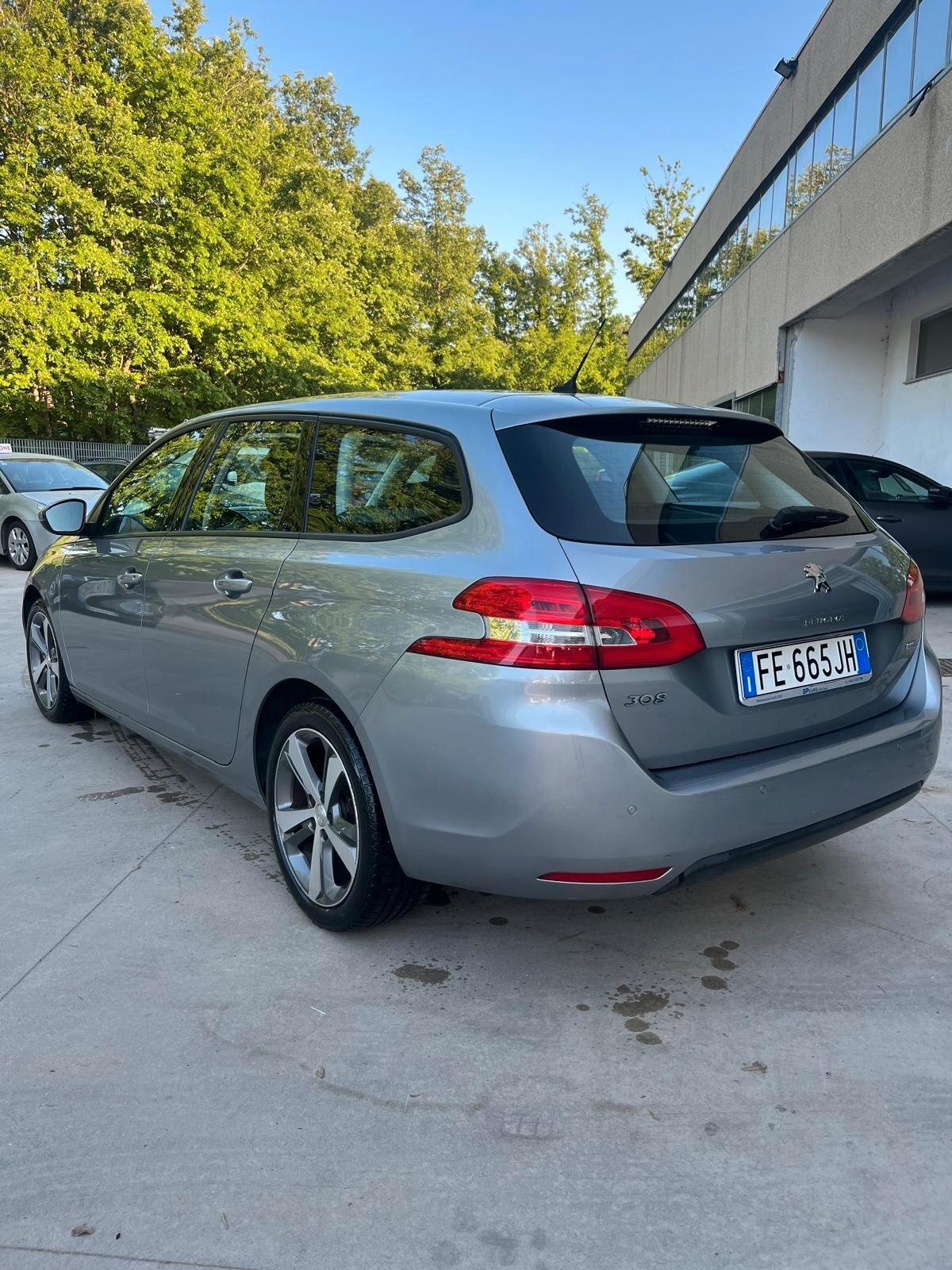 PEUGEOT 308 GT LINE