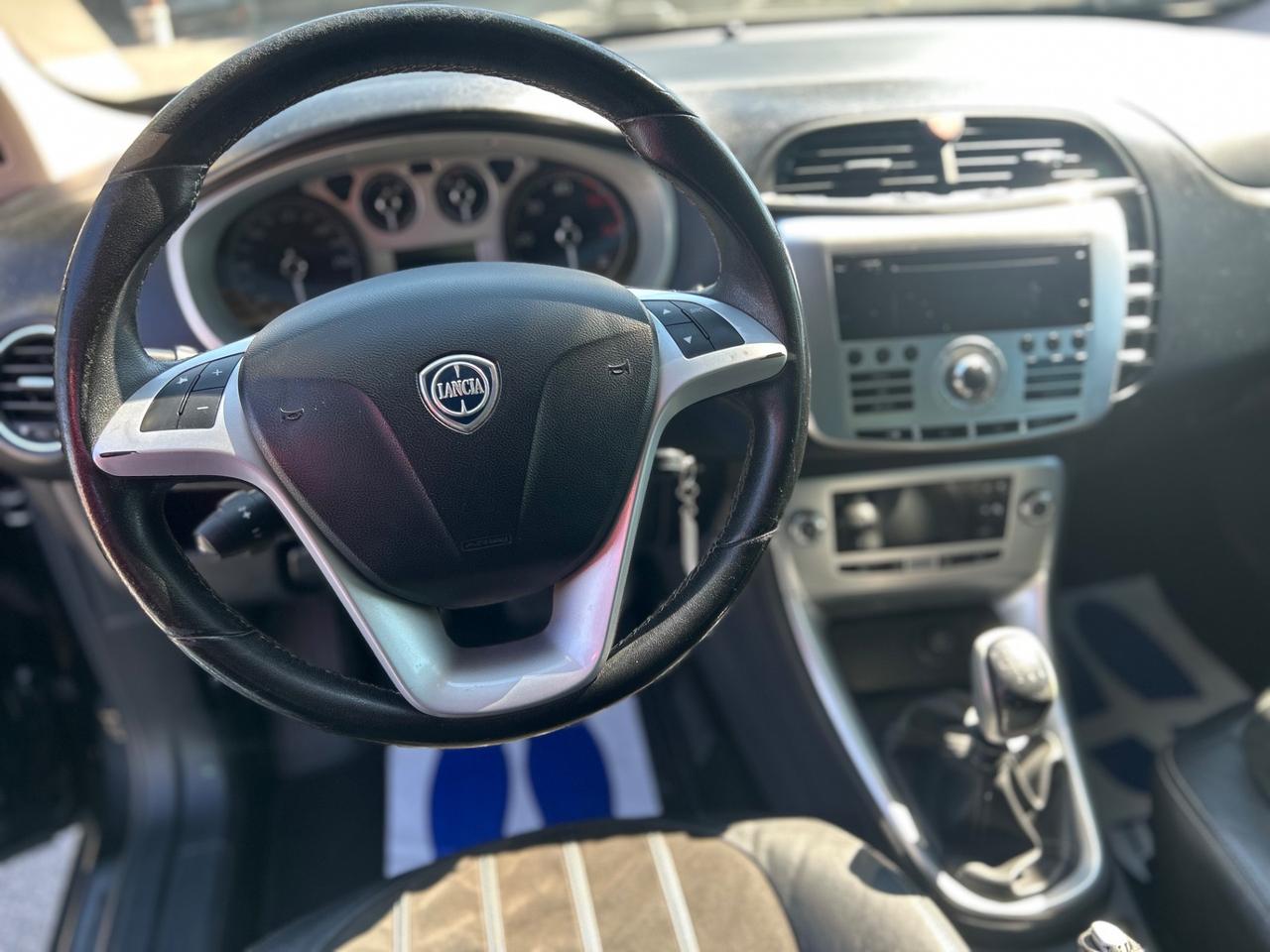 Lancia Delta 1.6 MJT Gold