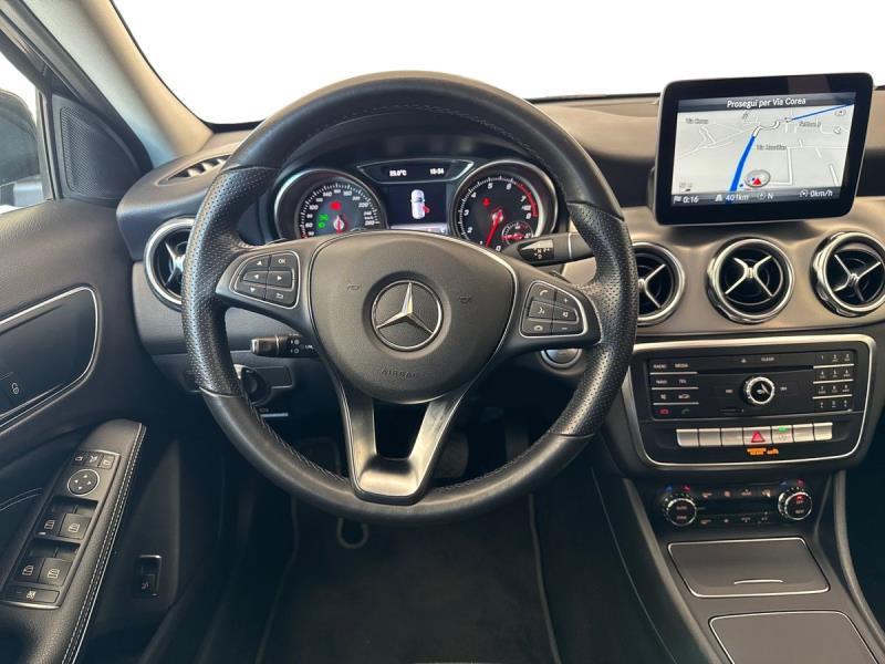 Mercedes GLA 180 180 Sport 7G-DCT
