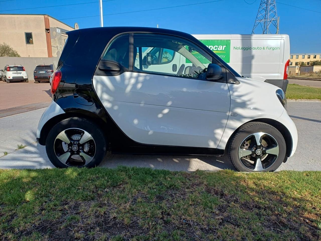 Smart ForTwo 70 1.0 twinamic* 33000 Km.