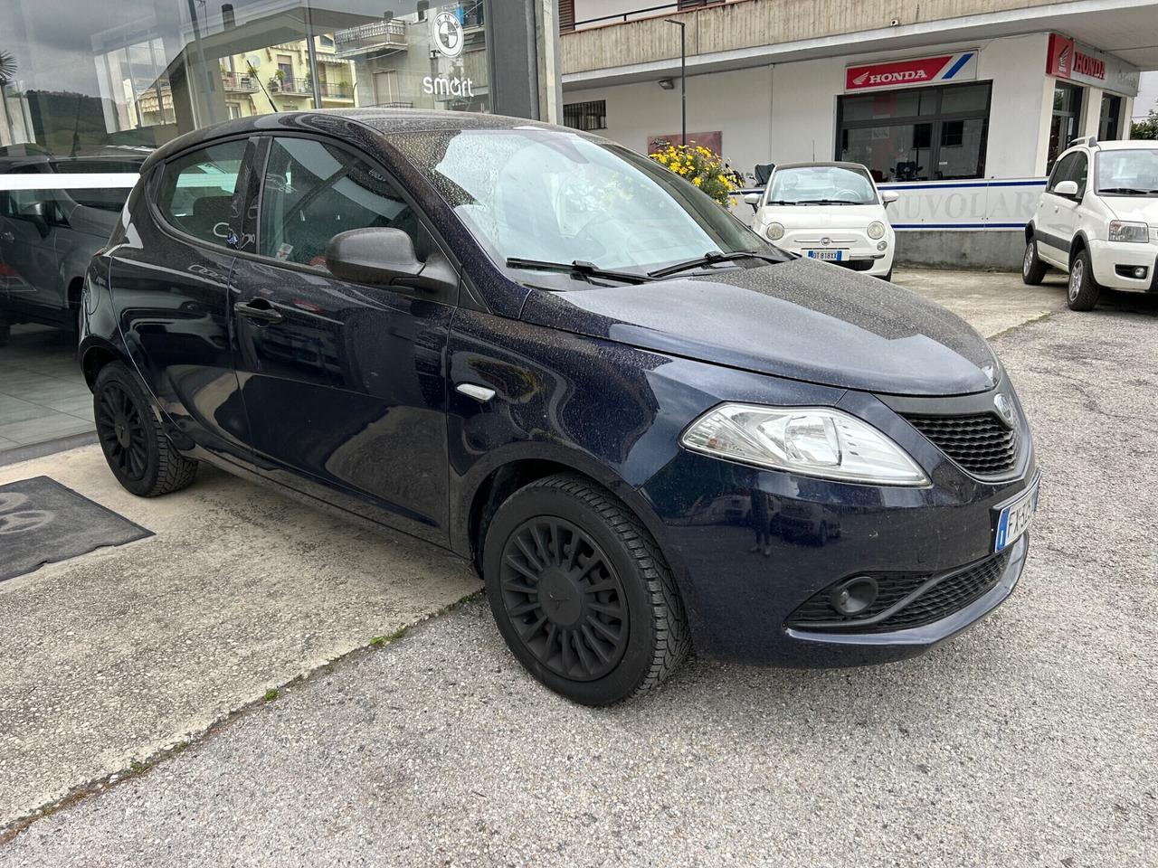 Lancia Ypsilon 1.2 “IMPIANTO GPL DI SERIE “