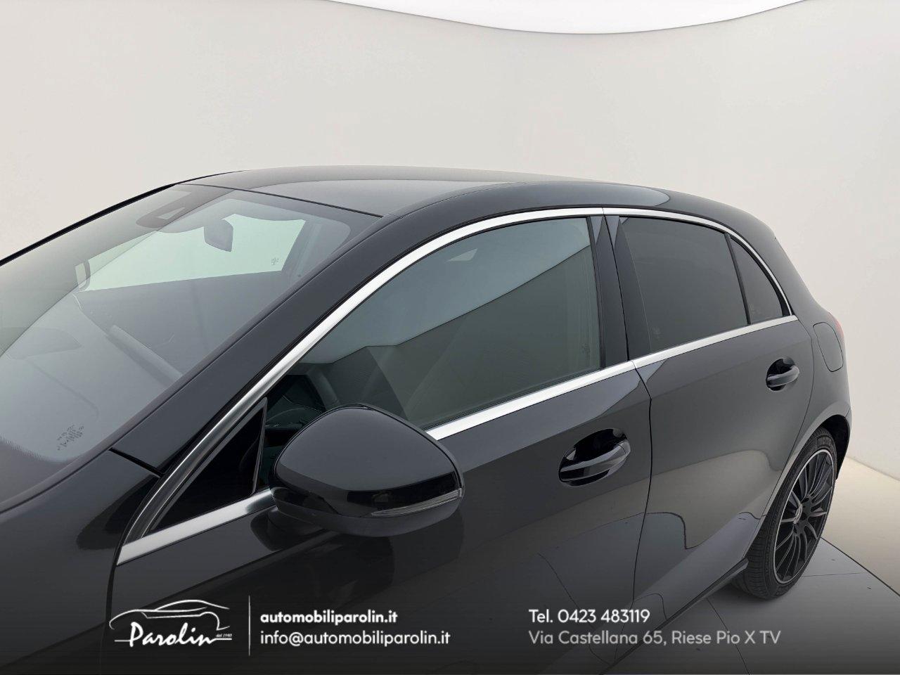 Mercedes A 200 Sport 7G-DCT Park-Display10.25''-Sedili riscaldabili